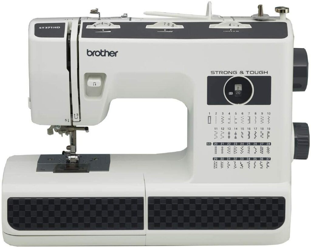 13 Best Sewing Machines For Beginners 2023