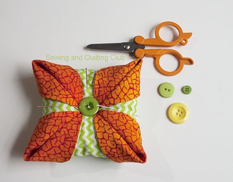 how to make a pincushion