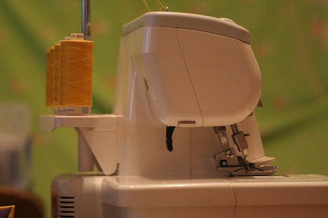 Serger VS Sewing Machine